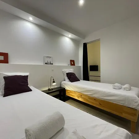 2 Lits - Parking - Proche Gare شقة