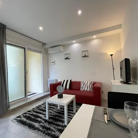 2 Lits - Parking - Proche Gare *